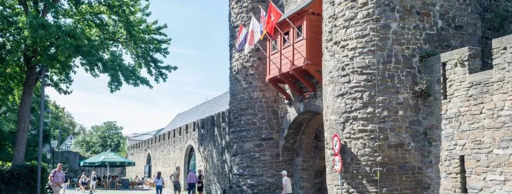 Maastricht helpoort 1