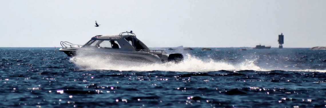Dagje varen? Zo kies je de juiste buitenboordmotor voor jouw avontuur op het water 1 anne nygard zo gdef unsplash scaled