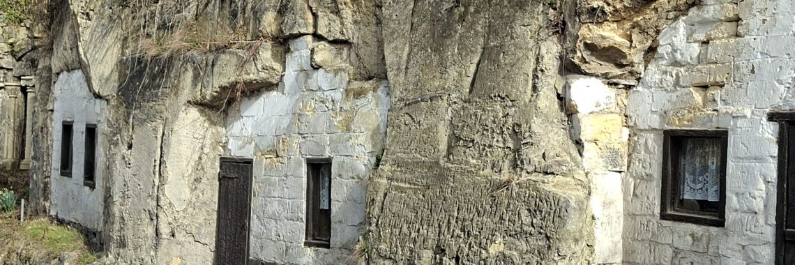 Jubileumtocht Wandelvereniging Vilt rotswoningen Geulhem
