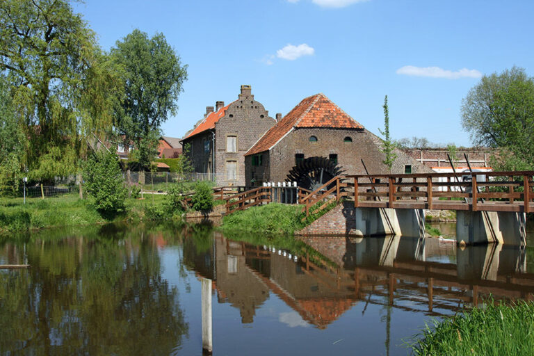 Wandeling tussen Neer en Kessel Friedesse molen