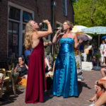 Gluren bij de Buren - Persfoto Fotograaf Aimee Mooiman