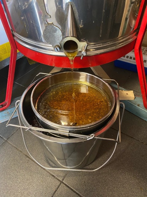 Neer 15 Bijenstand bij Bezoekerscentrum Leudal geopend